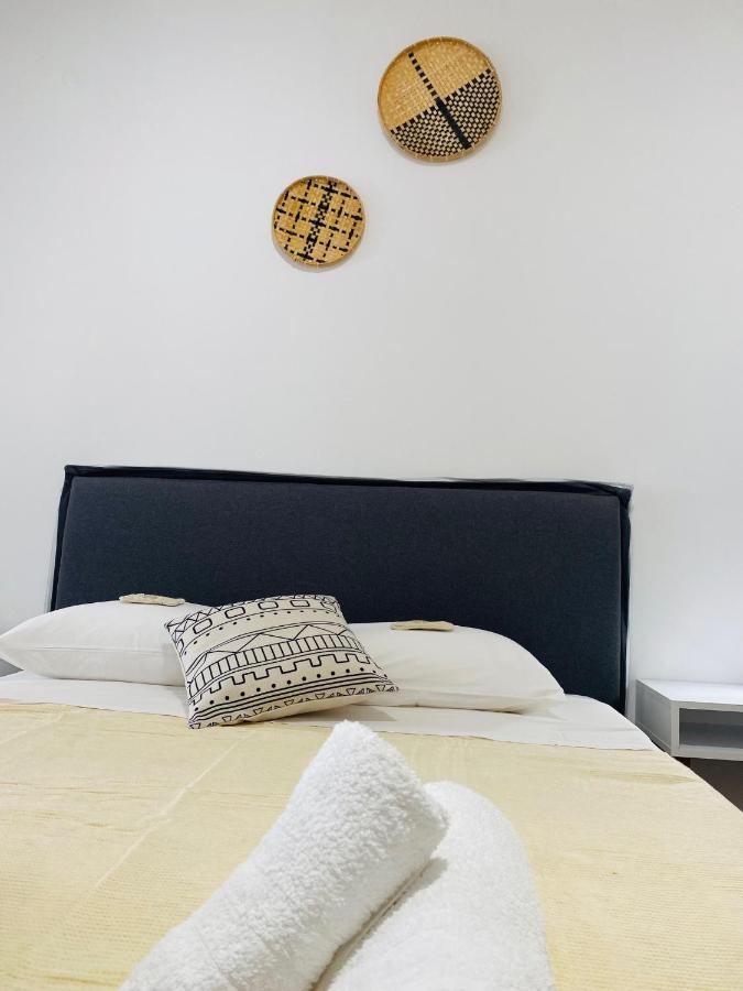 Homdwell Fine Living 1 Apartment Ermoupoli Bagian luar foto