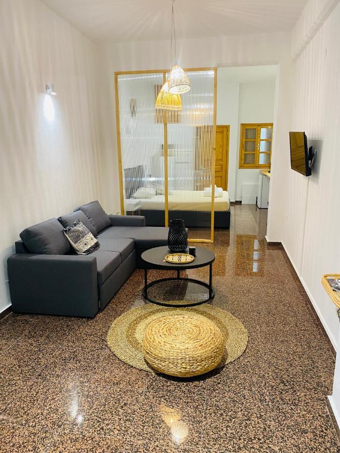 Homdwell Fine Living 1 Apartment Ermoupoli Bagian luar foto
