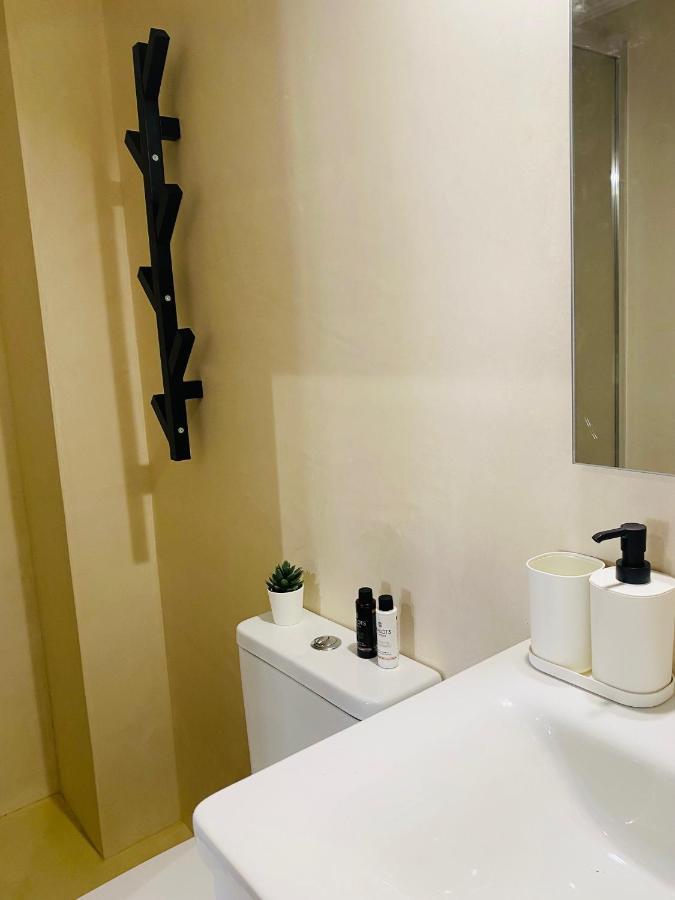 Homdwell Fine Living 1 Apartment Ermoupoli Bagian luar foto